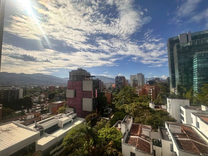 Oficina en arriendo en Milla De Oro, Medellín, 35 m² · foto 5 de 7