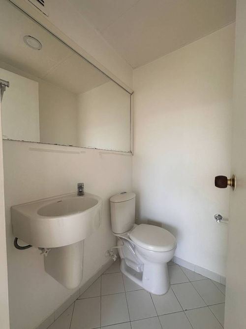 Oficina en arriendo en Milla De Oro, Medellín, 35 m² · foto 6 de 7