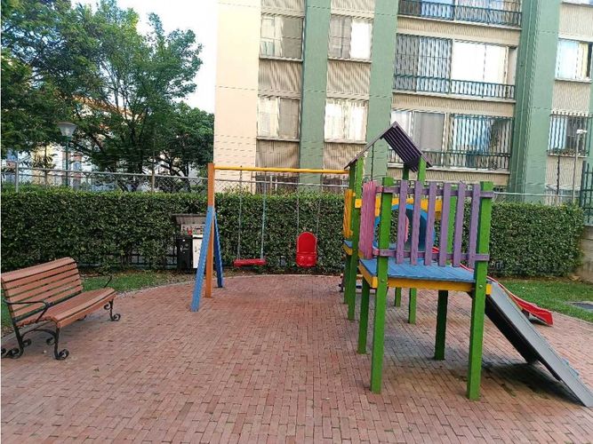 Apartamento en venta en Torres De Confandi, Cali · foto 3 de 23