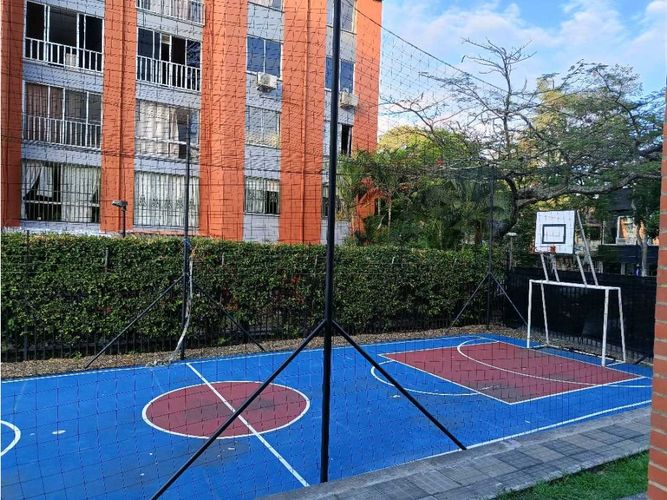 Apartamento en venta en Torres De Confandi, Cali · foto 4 de 23