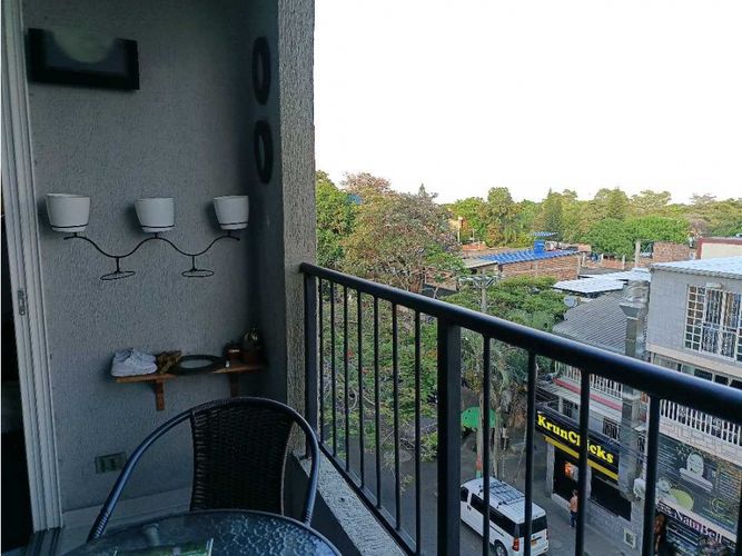 Apartamento en venta en Torres De Confandi, Cali · foto 7 de 23
