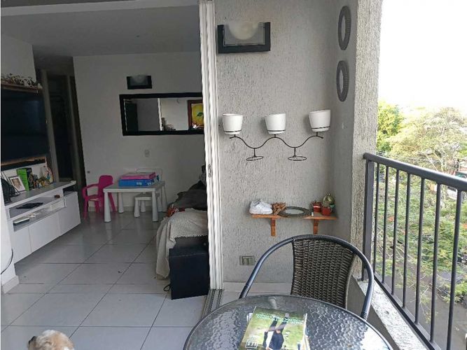 Apartamento en venta en Torres De Confandi, Cali · foto 8 de 23