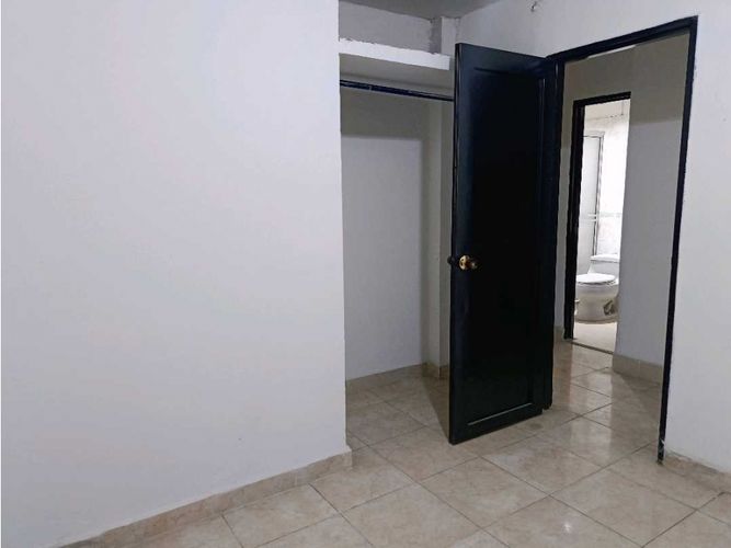 Casa de 15 alcobas en venta en El Rodeo, Cali, 300 m² · foto 4 de 24