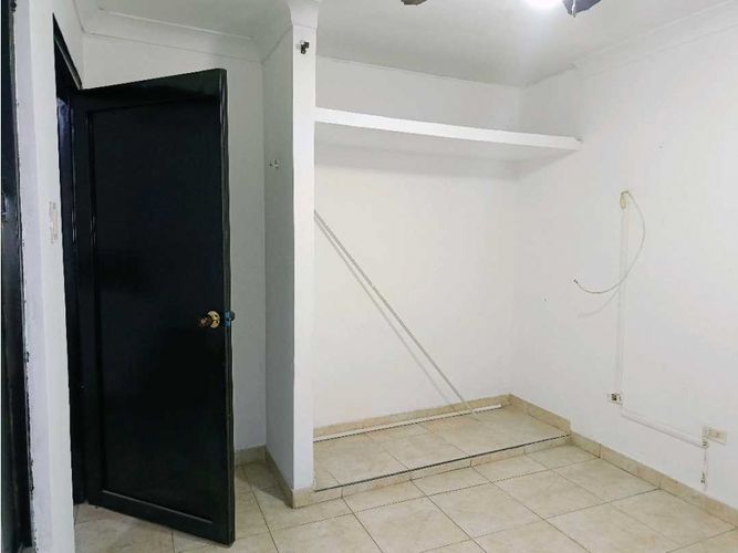 Casa de 15 alcobas en venta en El Rodeo, Cali, 300 m² · foto 6 de 24