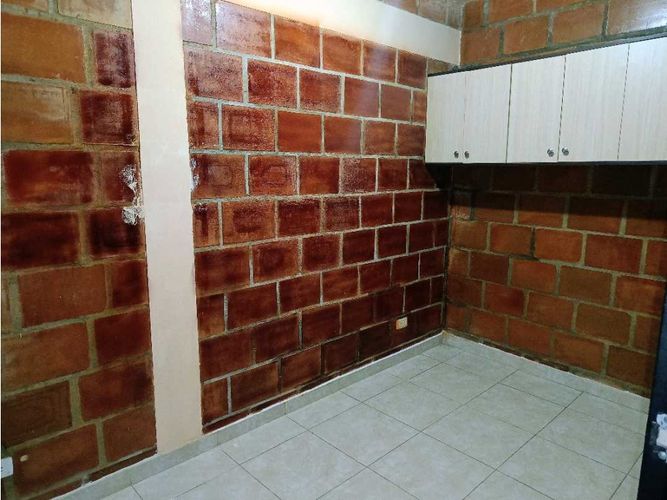 Casa de 15 alcobas en venta en El Rodeo, Cali, 300 m² · foto 13 de 24
