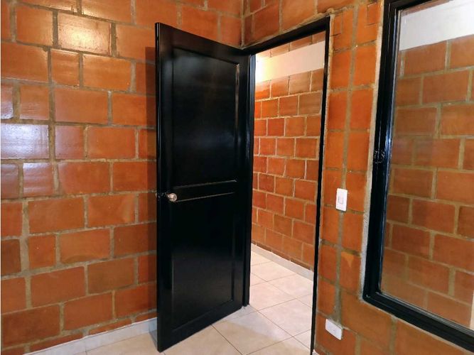 Casa de 15 alcobas en venta en El Rodeo, Cali, 300 m² · foto 15 de 24