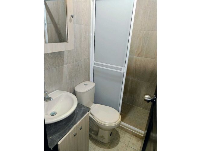 Casa de 15 alcobas en venta en El Rodeo, Cali, 300 m² · foto 17 de 24