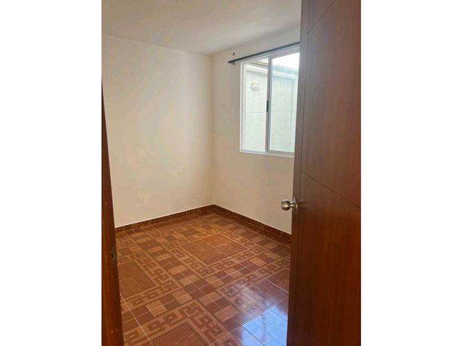 Apartamento de 2 alcobas en venta en El Carmelo, Candelaria, 50 m² · foto 3 de 9