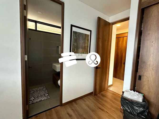 Apartamento de 2 alcobas en venta en El Poblado, Medellín, 95 m² · foto 9 de 16