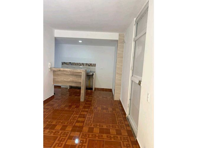Apartamento de 2 alcobas en venta en El Carmelo, Candelaria, 50 m² · foto 6 de 9
