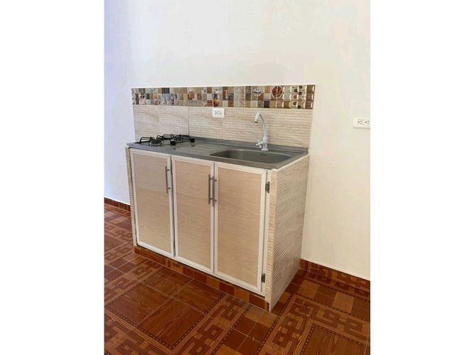 Apartamento de 2 alcobas en venta en El Carmelo, Candelaria, 50 m² · foto 7 de 9