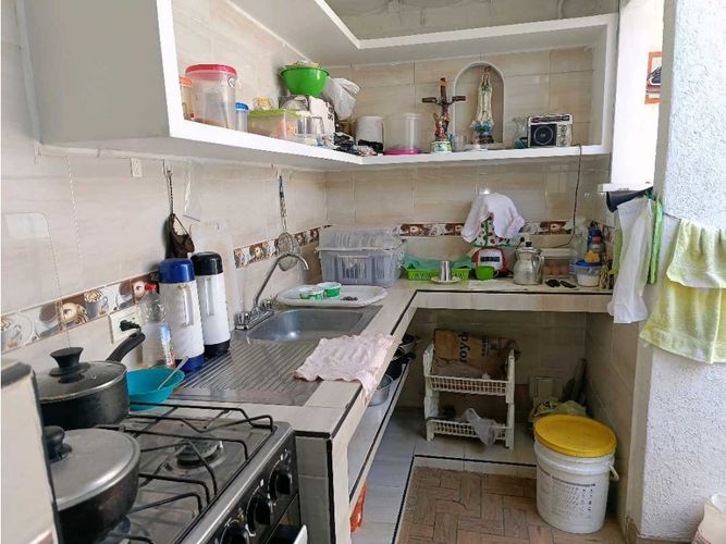 Apartamento de 3 alcobas en venta en Villa Del Lago, Cali, 59 m² · foto 7 de 17