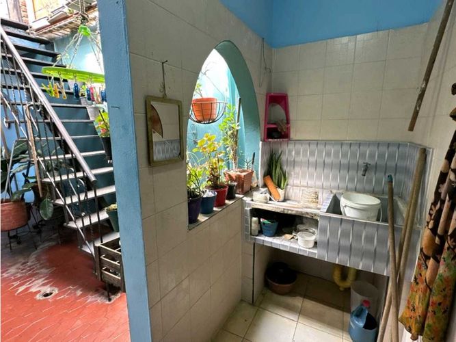 Casa de 6 alcobas en venta en La Floresta, Cali, 250 m² · foto 7 de 19