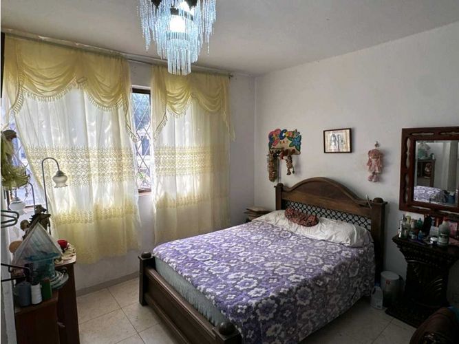 Casa de 6 alcobas en venta en La Floresta, Cali, 250 m² · foto 8 de 19