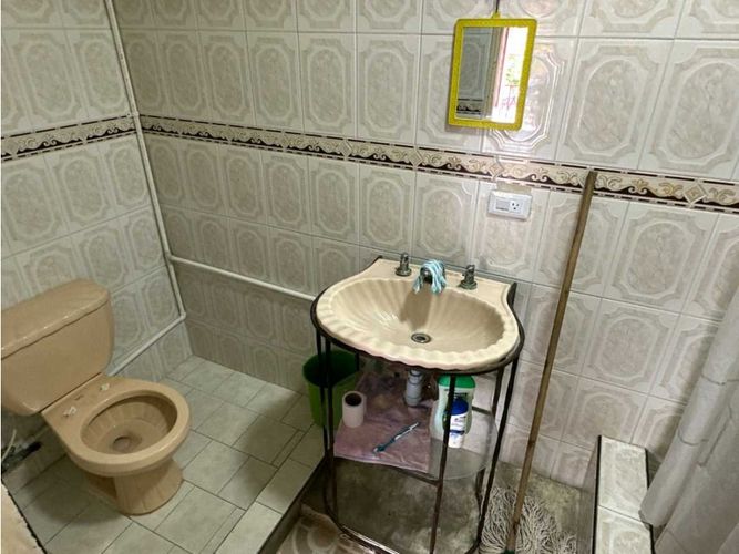 Casa de 6 alcobas en venta en La Floresta, Cali, 250 m² · foto 13 de 19