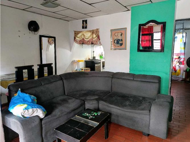 Apartamento de 3 alcobas en venta en Villa Del Lago, Cali, 60 m² · foto 3 de 9