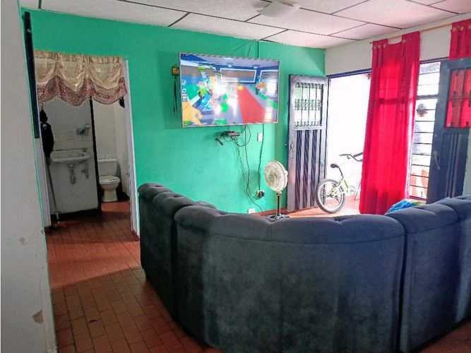 Apartamento de 3 alcobas en venta en Villa Del Lago, Cali, 60 m² · foto 4 de 9