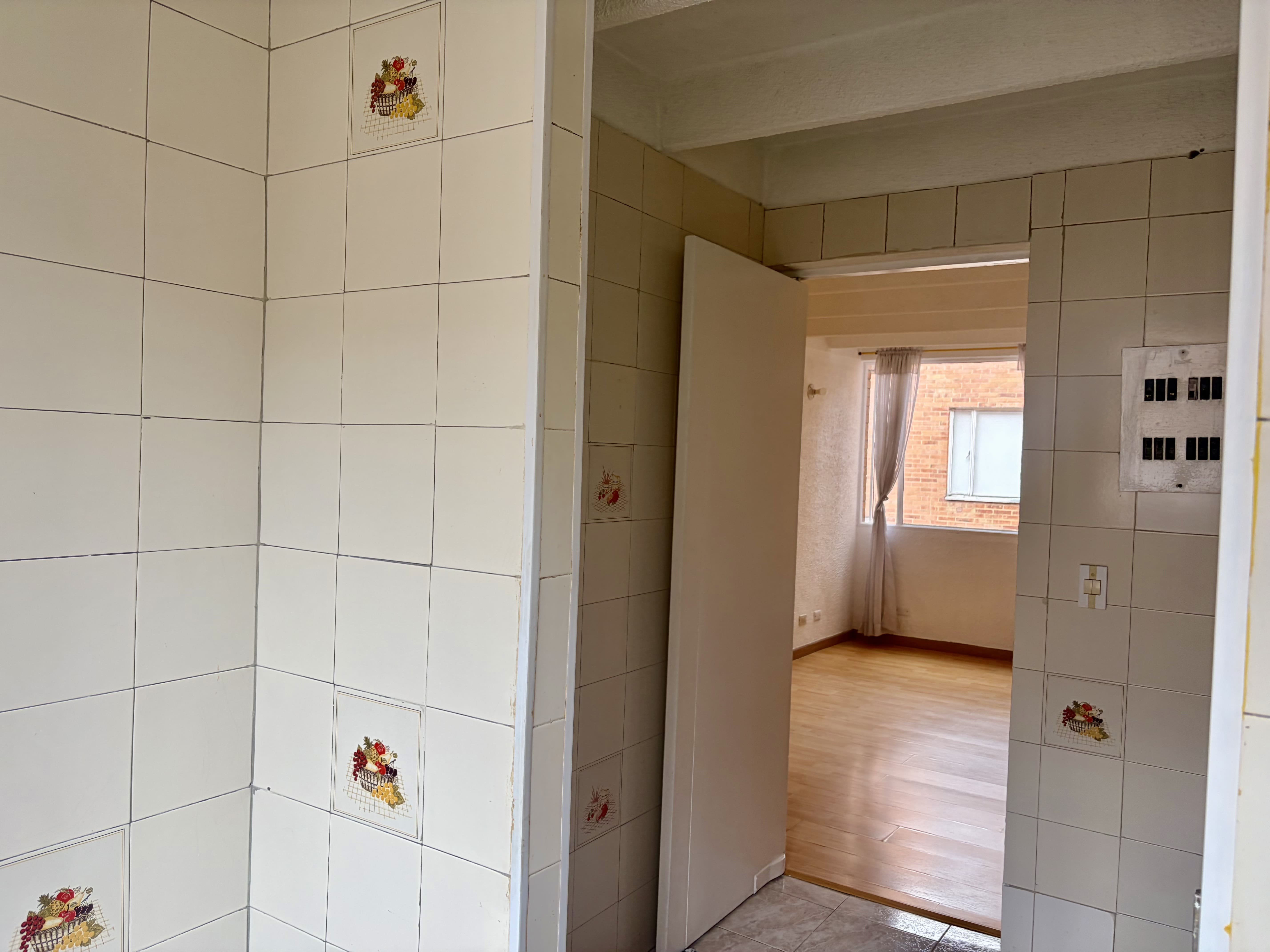 Apartamento en venta en Centro Comercial Portal 80, Bogotá · foto 3 de 24