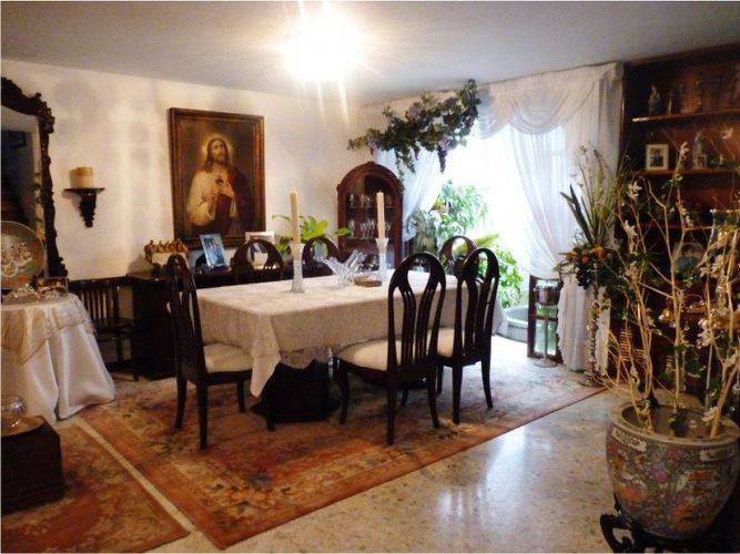 Casa de 3 alcobas en venta en Santa Teresita, Cali, 260 m² · foto 3 de 9