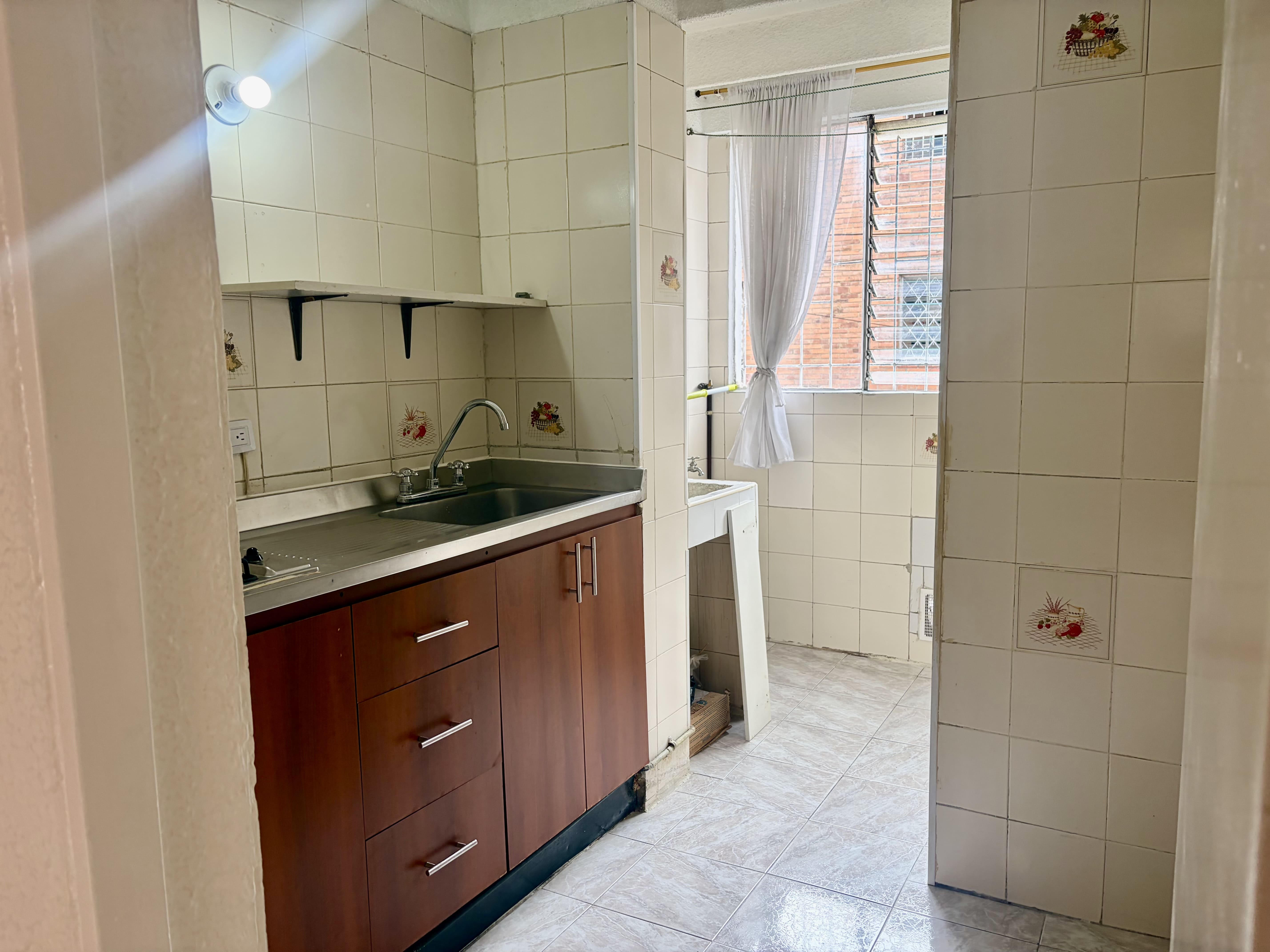Apartamento en venta en Centro Comercial Portal 80, Bogotá · foto 8 de 24