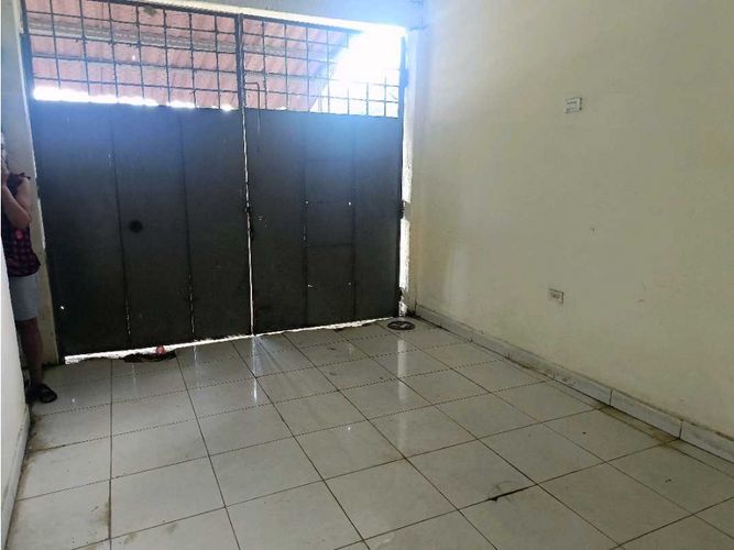 Casa de 9 alcobas en venta en Alfonso Lopez Ii Etapa, Cali, 330 m² · foto 7 de 14