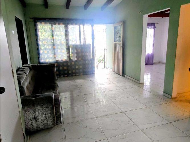Casa de 9 alcobas en venta en Alfonso Lopez Ii Etapa, Cali, 330 m² · foto 12 de 14