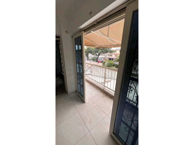 Edificio en venta en Ciudad Cordoba, Cali, 550 m² · foto 2 de 7