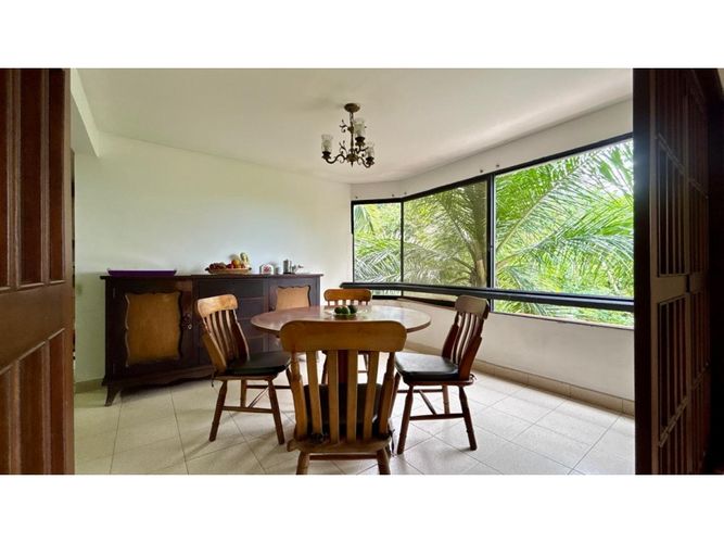 Apartamento de 4 alcobas en venta en Cabecera Del Llano, Bucaramanga, 235 m² · foto 7 de 24