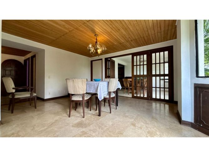 Apartamento de 4 alcobas en venta en Cabecera Del Llano, Bucaramanga, 235 m² · foto 8 de 24