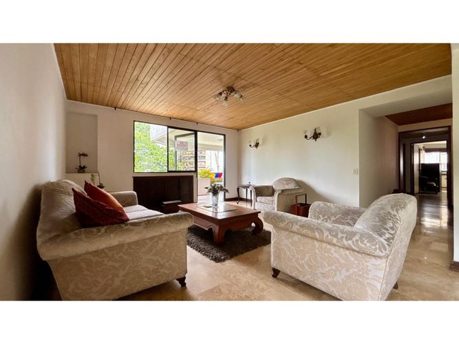 Apartamento de 4 alcobas en venta en Cabecera Del Llano, Bucaramanga, 235 m² · foto 9 de 24