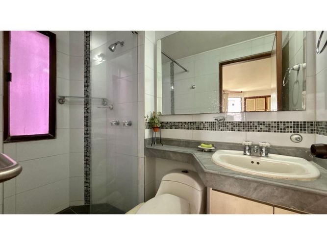 Apartamento de 4 alcobas en venta en Cabecera Del Llano, Bucaramanga, 235 m² · foto 21 de 24