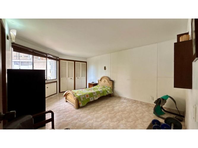 Apartamento de 4 alcobas en venta en Cabecera Del Llano, Bucaramanga, 235 m² · foto 22 de 24