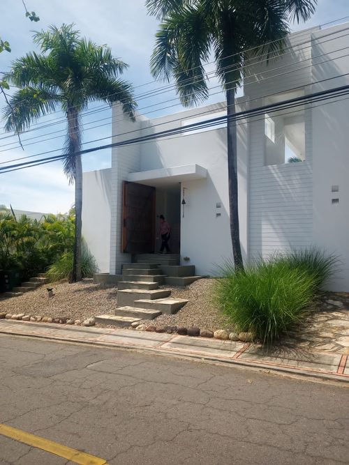 Casa de 4 alcobas en venta en Las Palmas, Ricaurte, 565 m² · foto 4 de 18