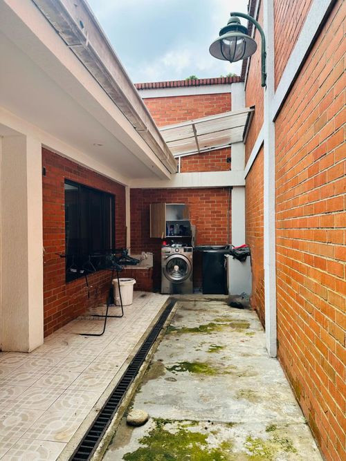 Casa de 5 alcobas en venta en El Ingenio, Cali, 400 m² · foto 21 de 24