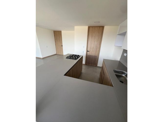 Apartamento de 2 alcobas en venta en Rionegro, 65 m² · foto 6 de 14