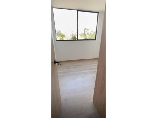 Apartamento de 2 alcobas en venta en Rionegro, 65 m² · foto 10 de 14