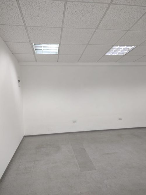 Oficina en arriendo en Ciudad Jardin, Cali, 26 m² · foto 13 de 19