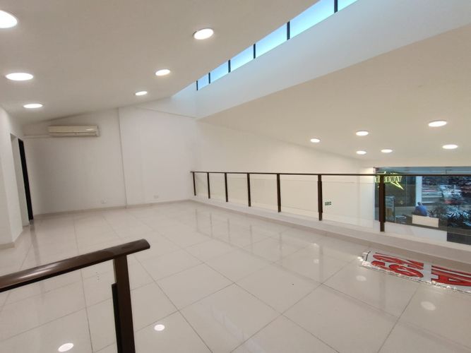 Local en arriendo en Unicentro Cali, Cali, 118 m² · foto 8 de 14