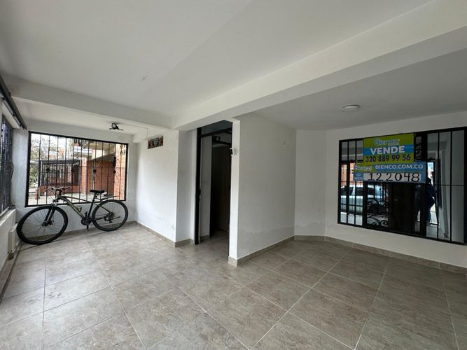 Casa de 3 alcobas en venta en Ciudad Country, Jamundí, 75 m² · foto 3 de 24