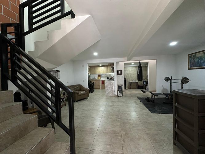 Casa de 3 alcobas en venta en Ciudad Country, Jamundí, 75 m² · foto 4 de 24