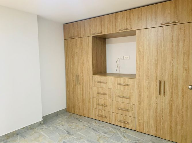 Apartamento de 4 alcobas en arriendo en Patio Bonito, Medellín, 132 m² · foto 5 de 16