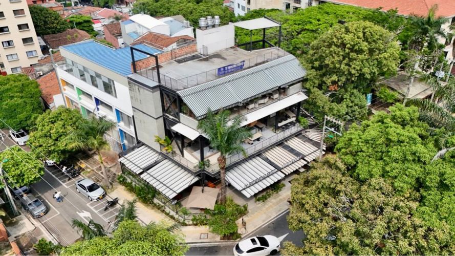 Local en arriendo en Granada, Cali, 115 m² · foto 2 de 17