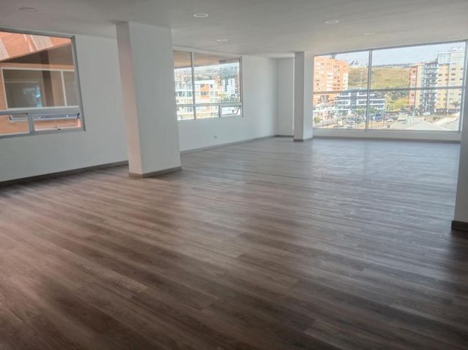 Oficina en venta en Unicentro, Tunja, 90 m² · foto 10 de 24
