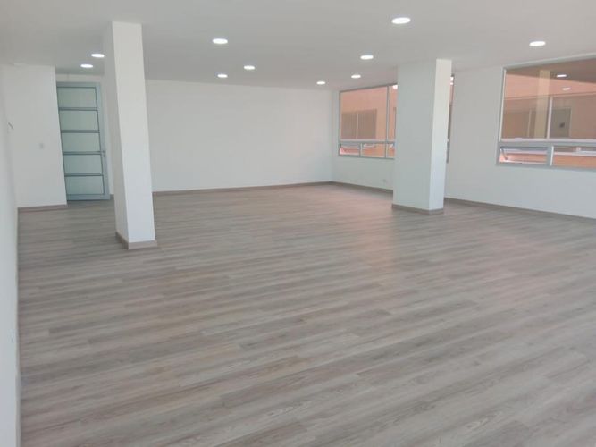 Oficina en venta en Unicentro, Tunja, 90 m² · foto 12 de 24