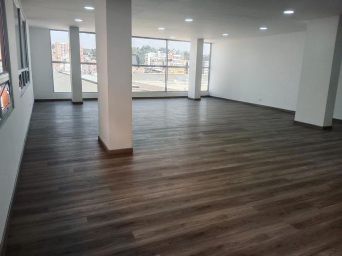 Oficina en venta en Unicentro, Tunja, 90 m² · foto 13 de 24