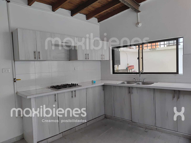 Apartamento en arriendo en Laureles, Medellín · foto 5 de 24