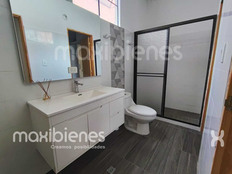 Apartamento en arriendo en Laureles, Medellín · foto 13 de 24