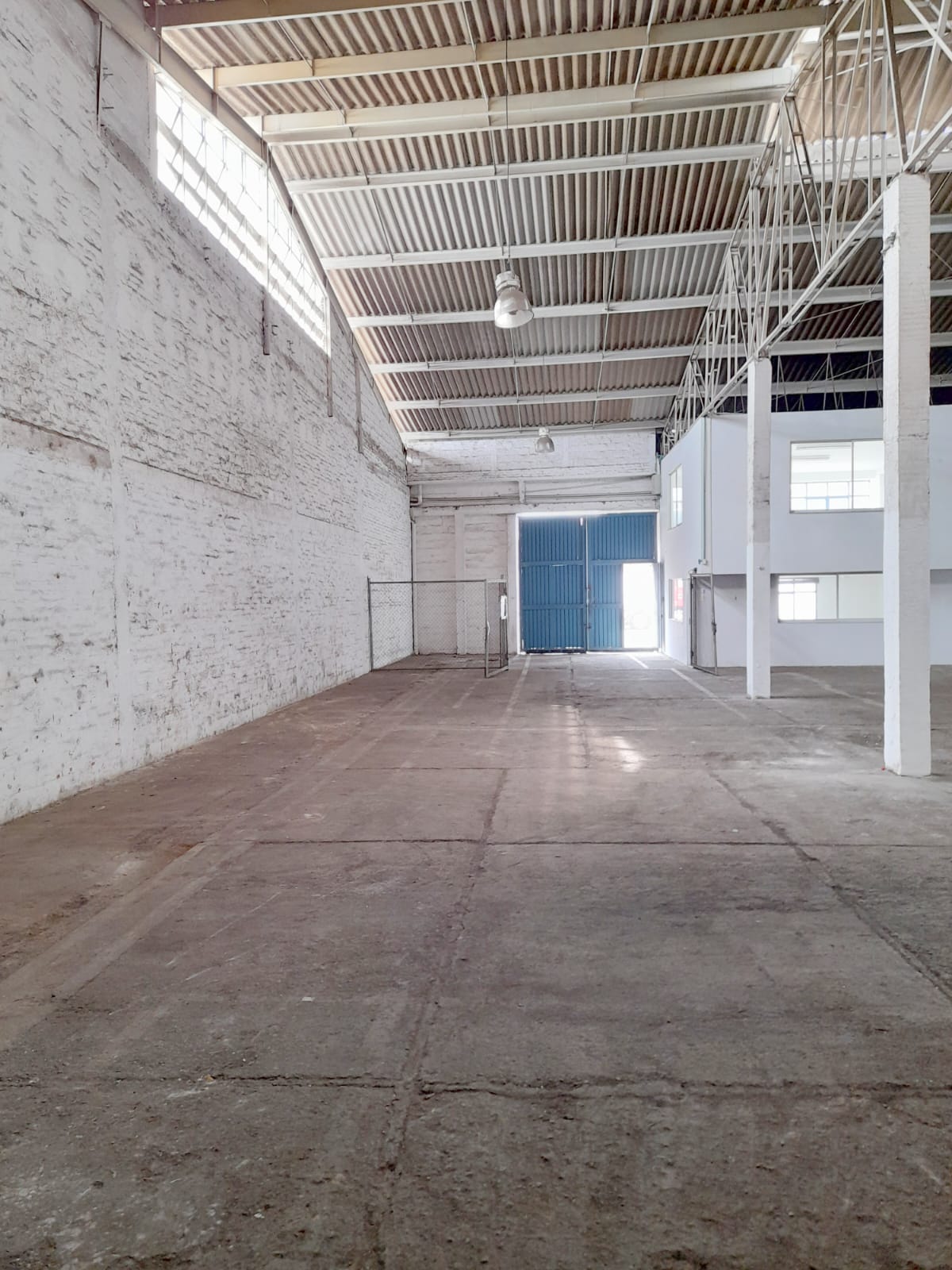 Warehouse for rent in Manzanares, Cali