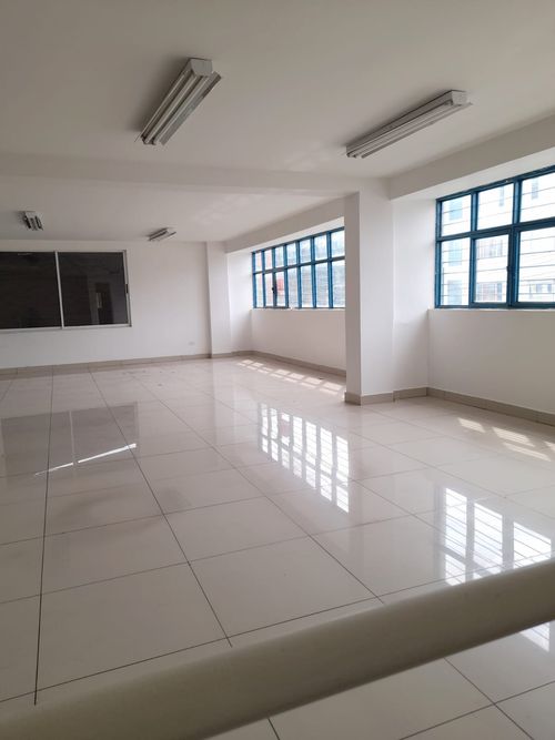 Bodega en arriendo en Manzanares, Cali, 652 m² · foto 5 de 9