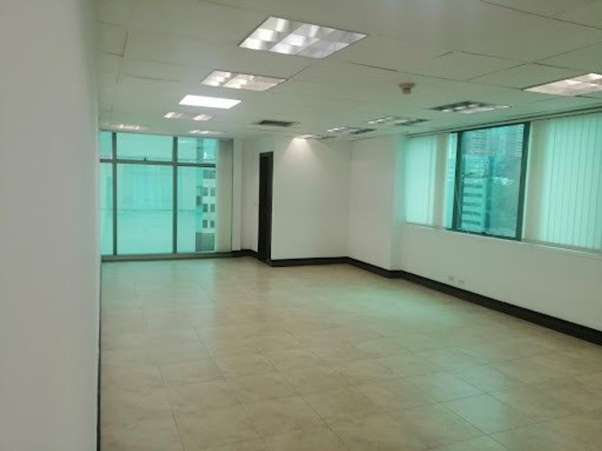 Oficina en arriendo en Santa María De Los Ángeles, Medellín, 70 m² · foto 5 de 12
